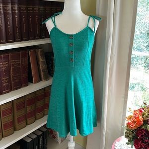 ⭐️ 3/$15 Juniors Green Summer Sundress Size Small Arizona Jean Company